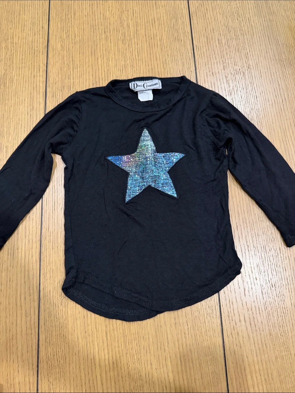 Dori Creations Kids' Black Long-Sleeve Top with Sparkle Star